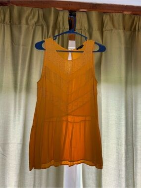 Signature Studio Yellow Sleeveless Tank Top